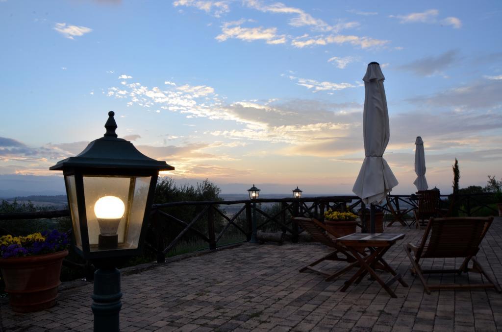 Piccolo Relais Galletto Di Marzo Spa E Relax Solo Per Due Paciano ภายนอก รูปภาพ