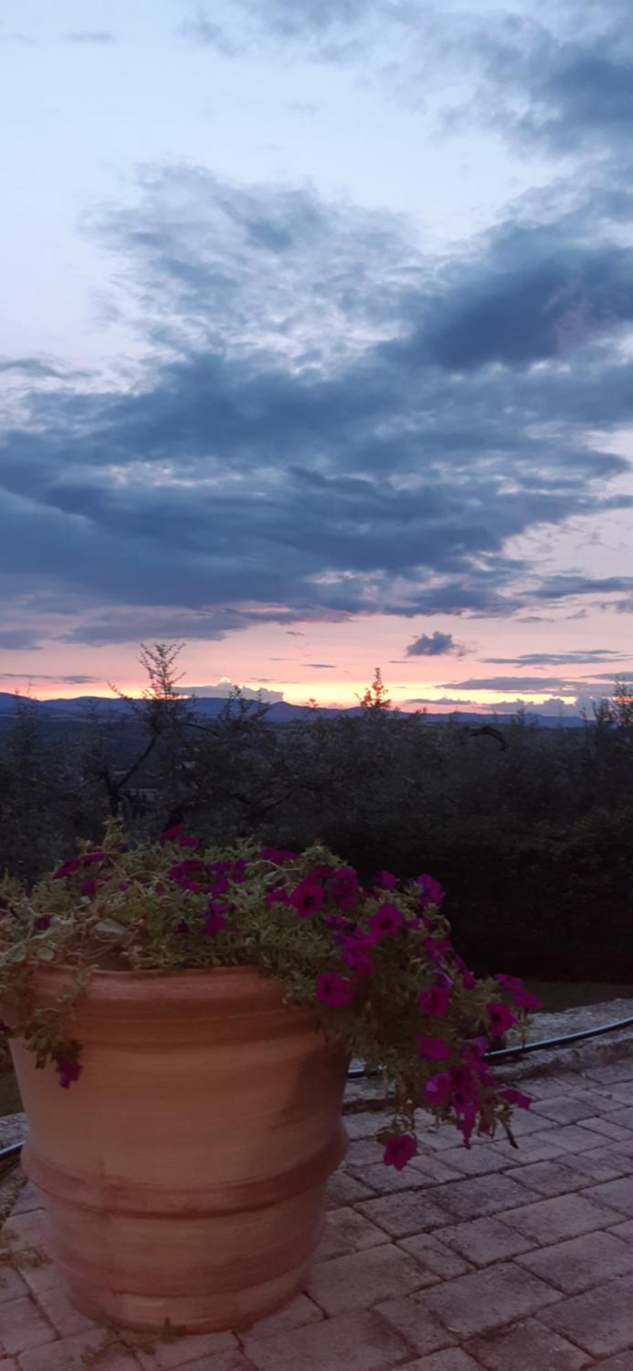 Piccolo Relais Galletto Di Marzo Spa E Relax Solo Per Due Paciano ภายนอก รูปภาพ
