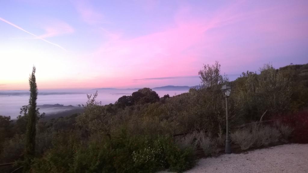 Piccolo Relais Galletto Di Marzo Spa E Relax Solo Per Due Paciano ภายนอก รูปภาพ