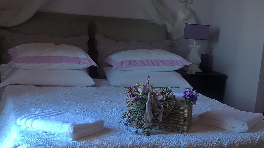Piccolo Relais Galletto Di Marzo Spa E Relax Solo Per Due Paciano ภายนอก รูปภาพ