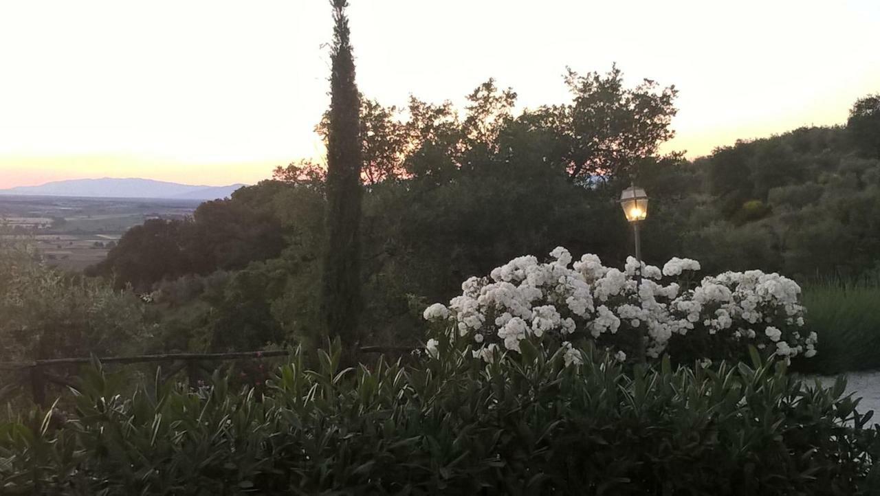 Piccolo Relais Galletto Di Marzo Spa E Relax Solo Per Due Paciano ภายนอก รูปภาพ